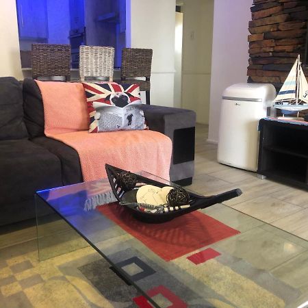 Summer Sands - Durban North Beach Accommodation Exteriör bild