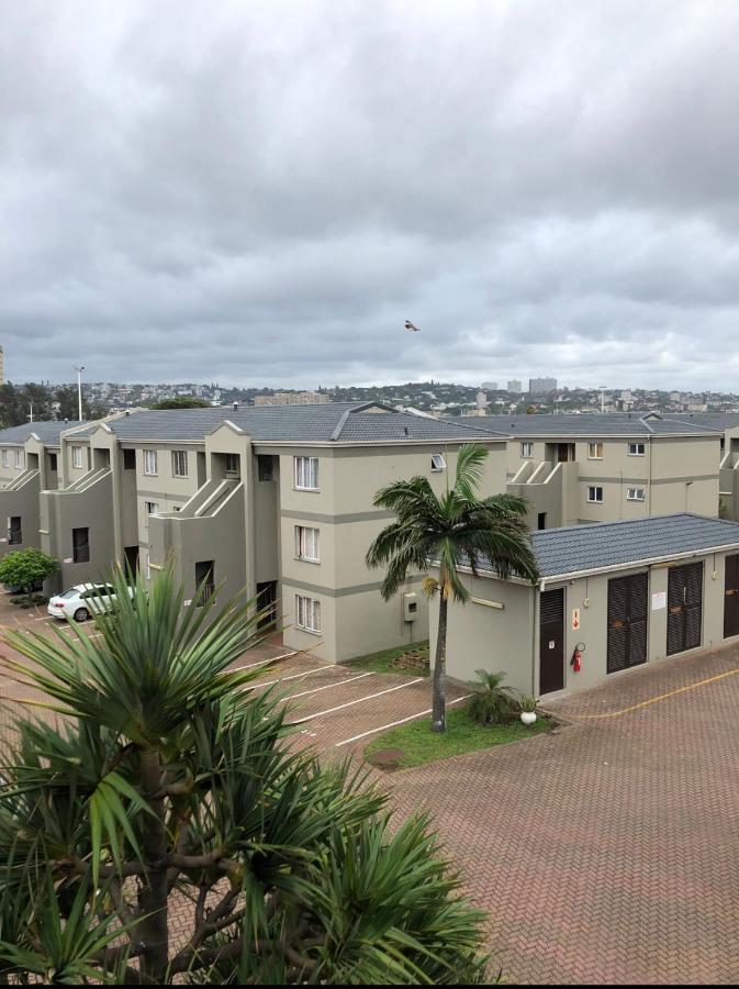 Summer Sands - Durban North Beach Accommodation Exteriör bild