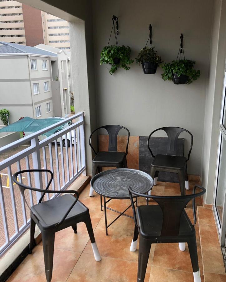 Summer Sands - Durban North Beach Accommodation Exteriör bild