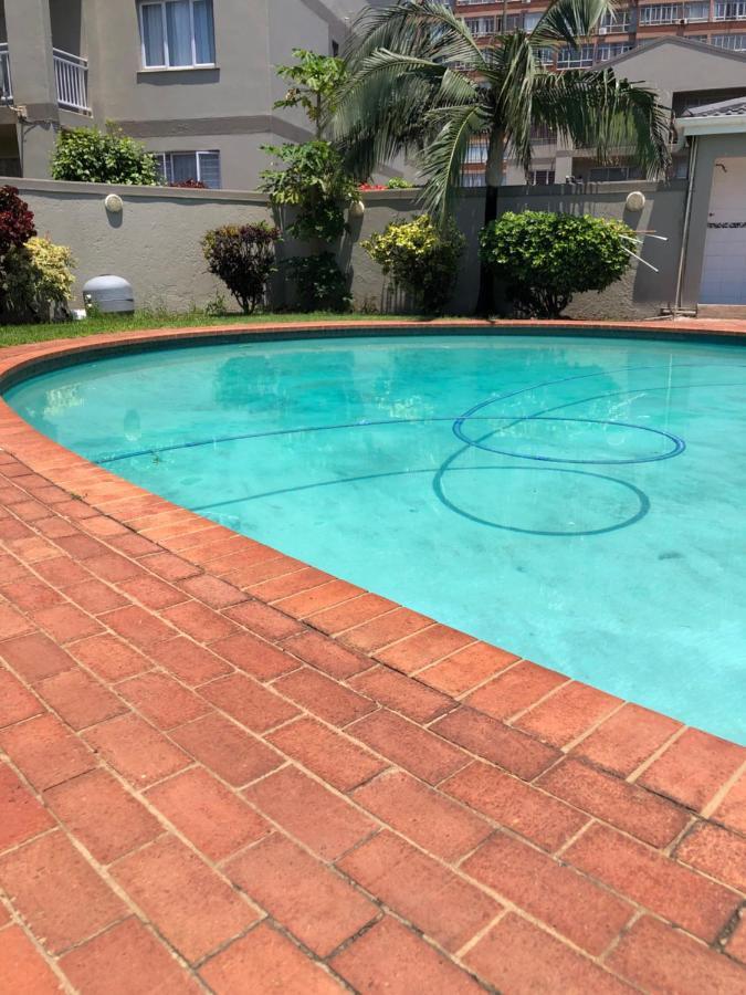 Summer Sands - Durban North Beach Accommodation Exteriör bild